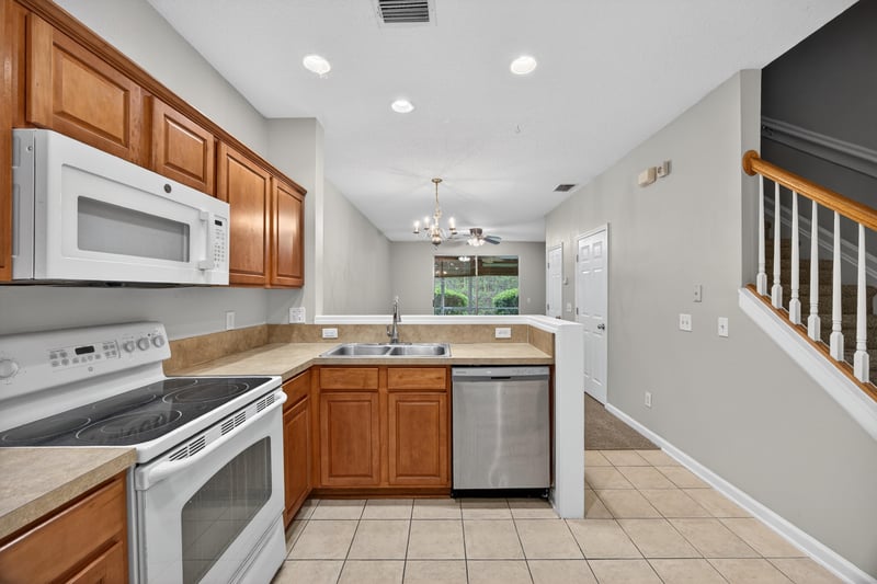 Photo 11 of 3551 Pebble Path Ln, Jacksonville, FL 32224, photographed by Megapixeler