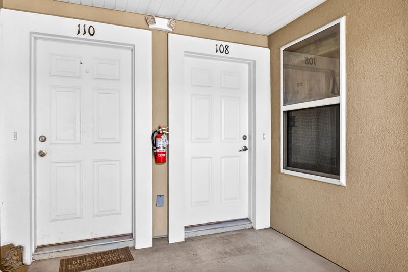 Photo 4 of 8188 Cabin Lake Cir #108, Jacksonville, FL 32256, photographed by Megapixeler