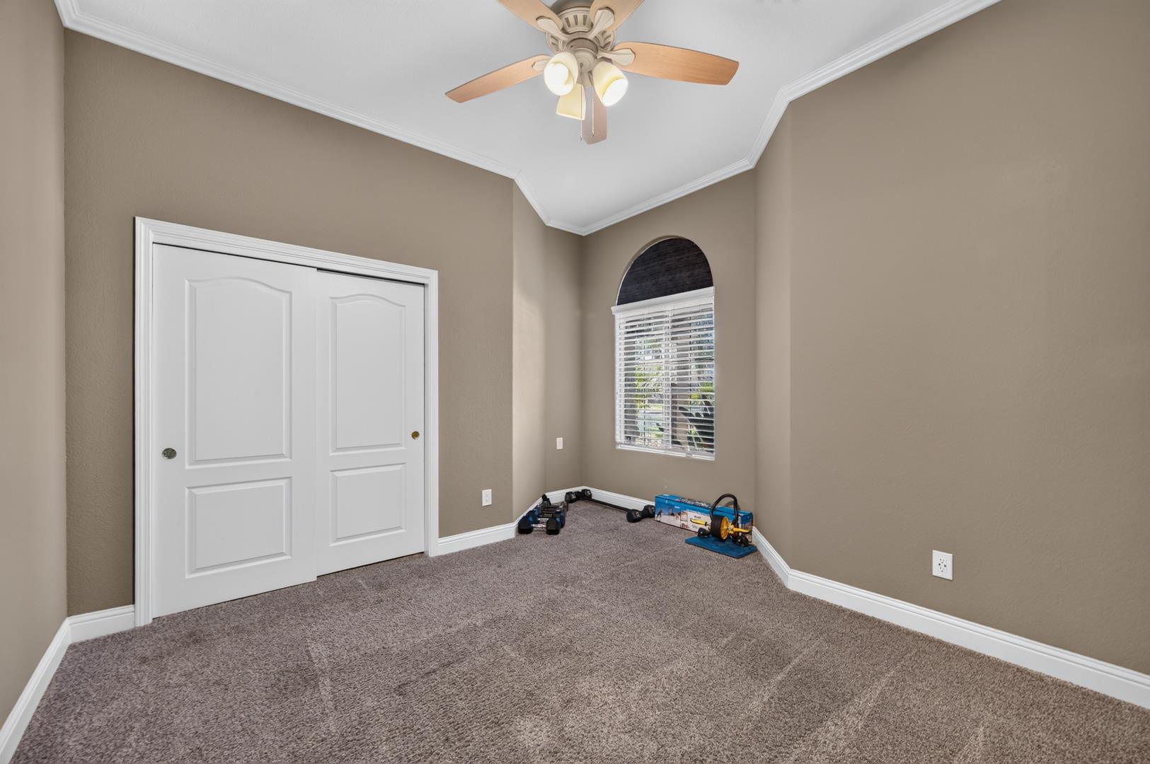 7542 N Wolters Ave, photo 51