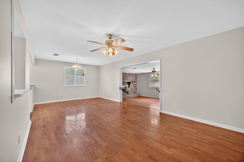 Photo 7 of 1261 Lamanto Ave E, Jacksonville, FL 32211, photographed by Megapixeler