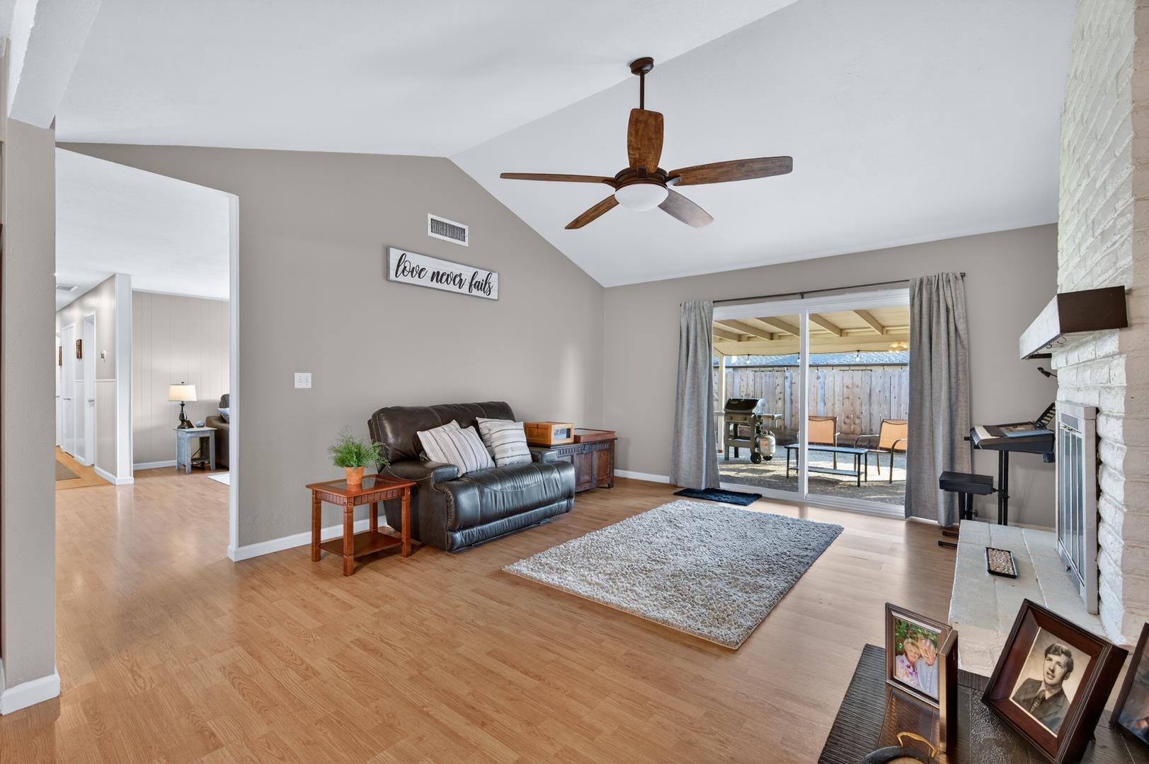 1506 Robinwood Ave, photo 26