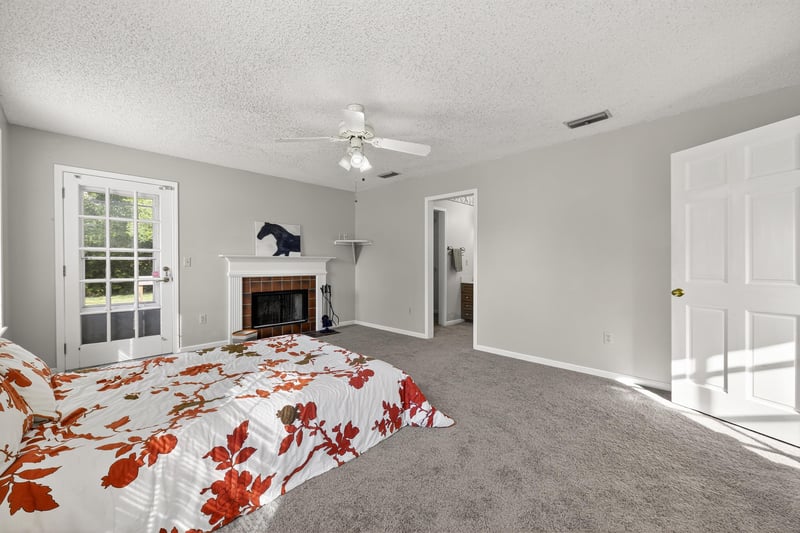 Photo 25 of 1425 Pinetree Rd, Jacksonville, FL 32207, photographed by Megapixeler
