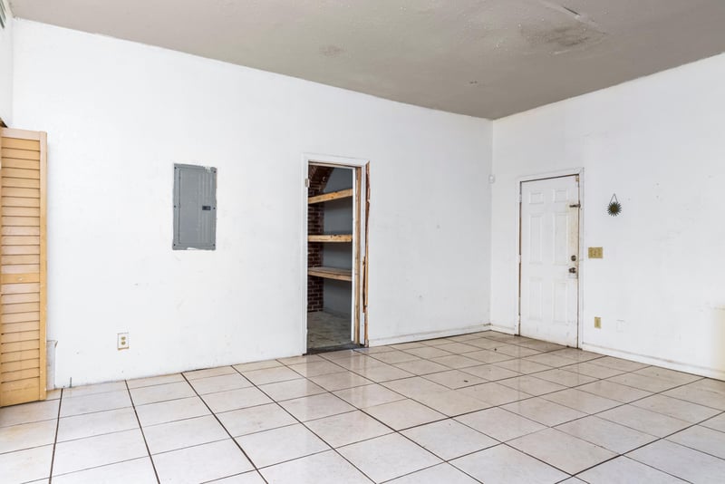 Photo 9 of 1360 Hart St, Jacksonville, FL 32209, photographed by Megapixeler