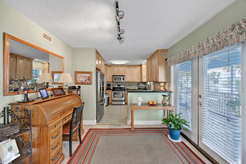 Photo 13 of 3434 Blanding Blvd unit 214, Jacksonville, FL 32210, photographed by Megapixeler