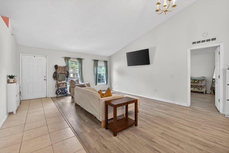 Photo 63 of 5563 Westland Station Rd, Jacksonville, FL 32244, photographed by Megapixeler