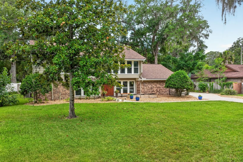 Photo 8 of 9616 Beauclerc Bluff Rd, Jacksonville, FL 32257, photographed by Megapixeler