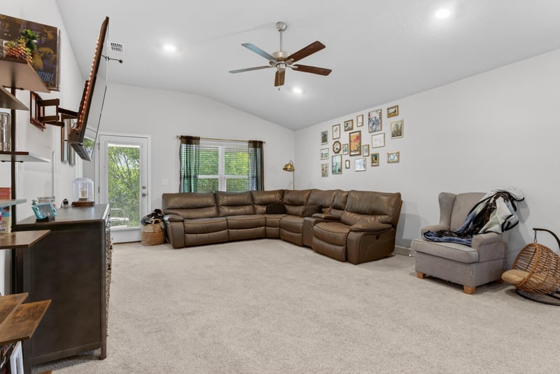 Photo 12 of 9852 Olivia St, Jacksonville, FL 32219, photographed by Megapixeler