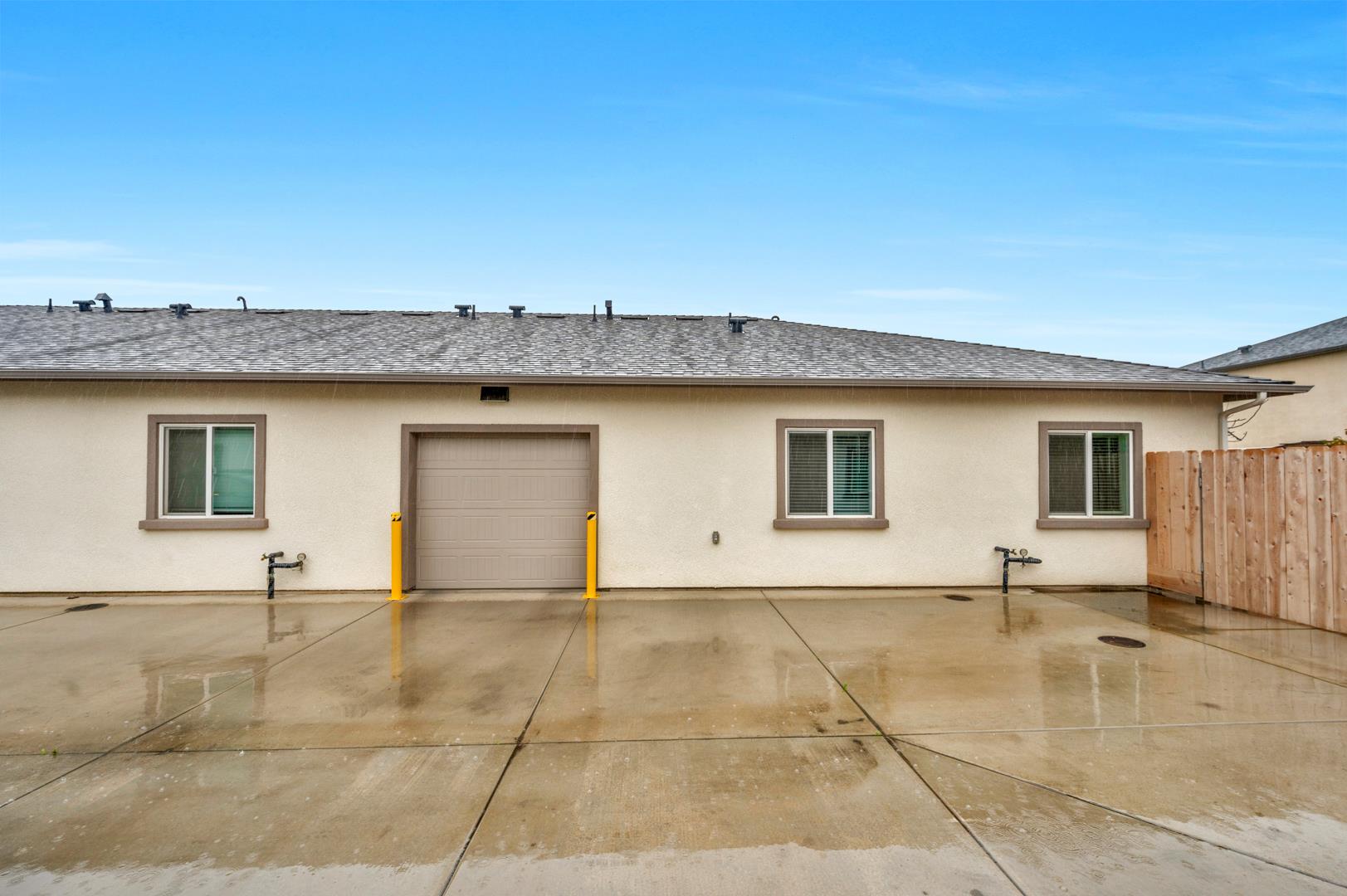 518 S Summit St, photo 39