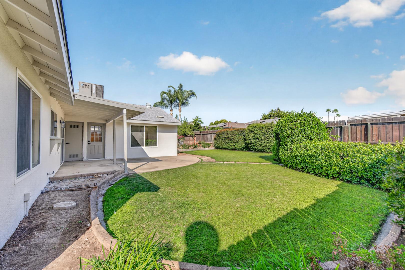 3208 E Palo Alto Ave, photo 60