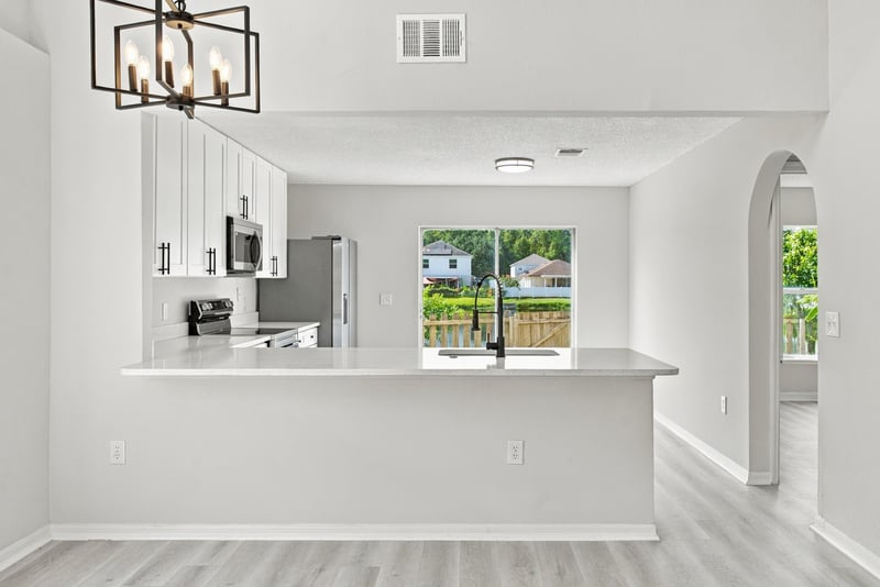 Photo 15 of 6614 Gentle Oaks Dr N, Jacksonville, FL 32244, photographed by Megapixeler