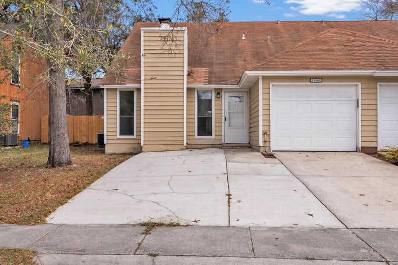 Photo 1 of 11663 Fort Caroline Lakes Dr, Jacksonville, FL 32225, photographed by Megapixeler
