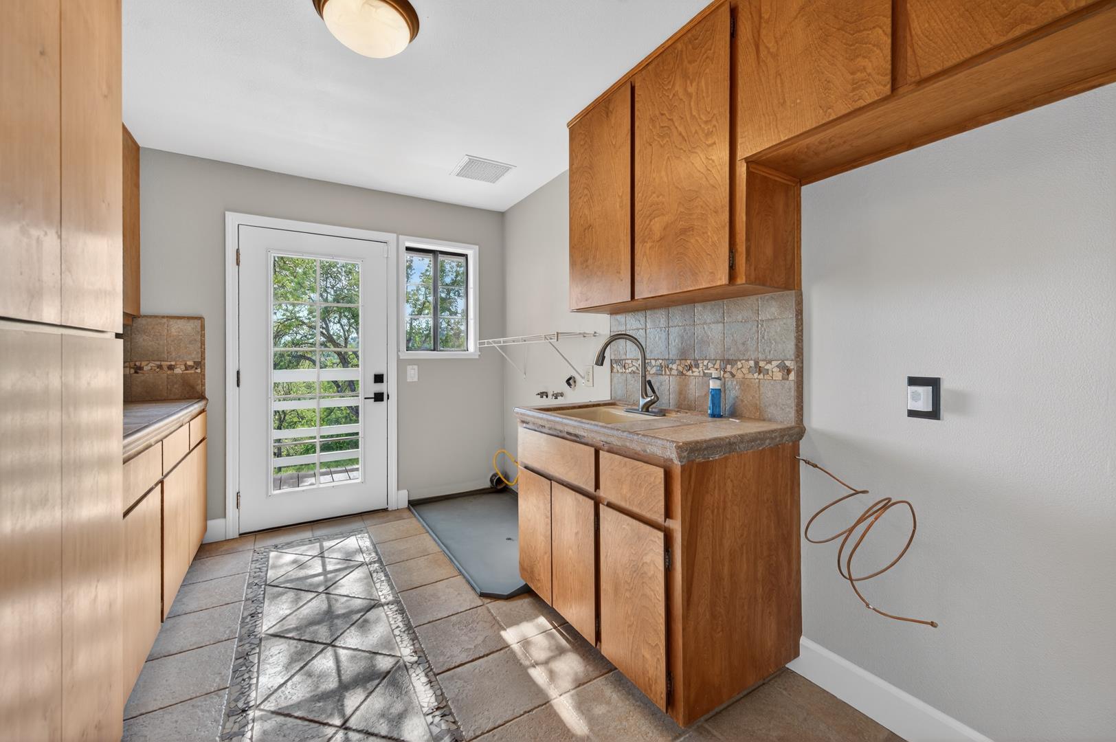 30919 Auberry Rd, photo 69