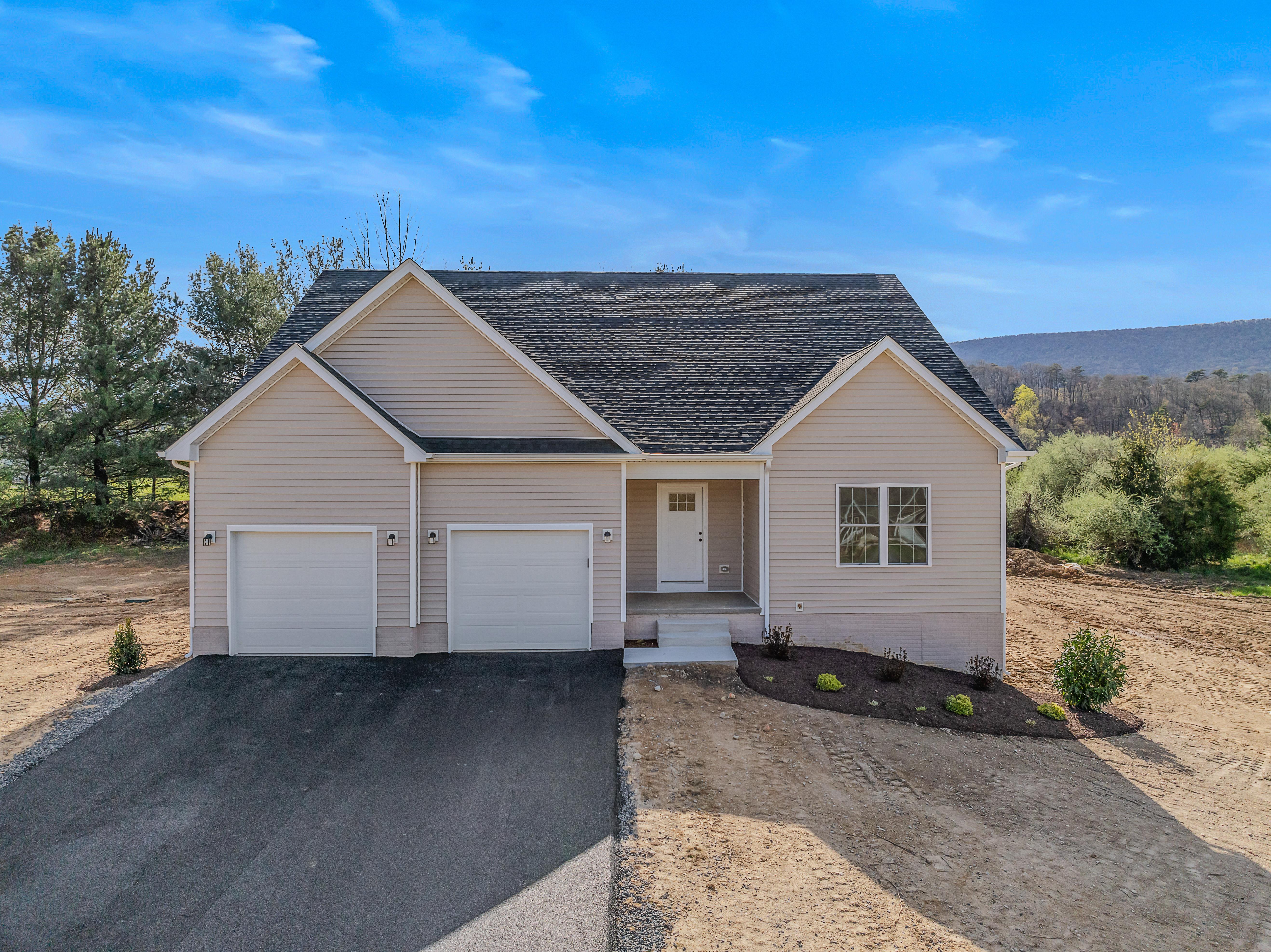 40 MDG Way, Berkeley Springs, WV 25411