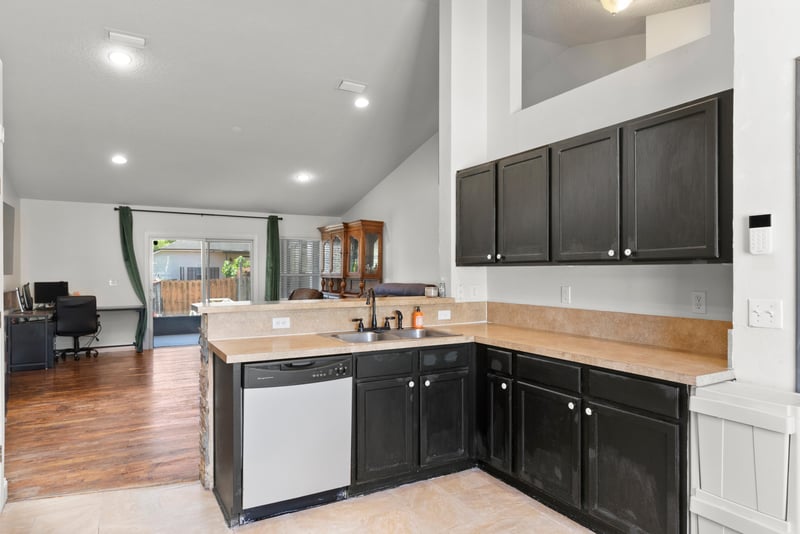 Photo 12 of 3808 Falcon Crest Dr, Green Cove Springs, FL 32043, photographed by Megapixeler