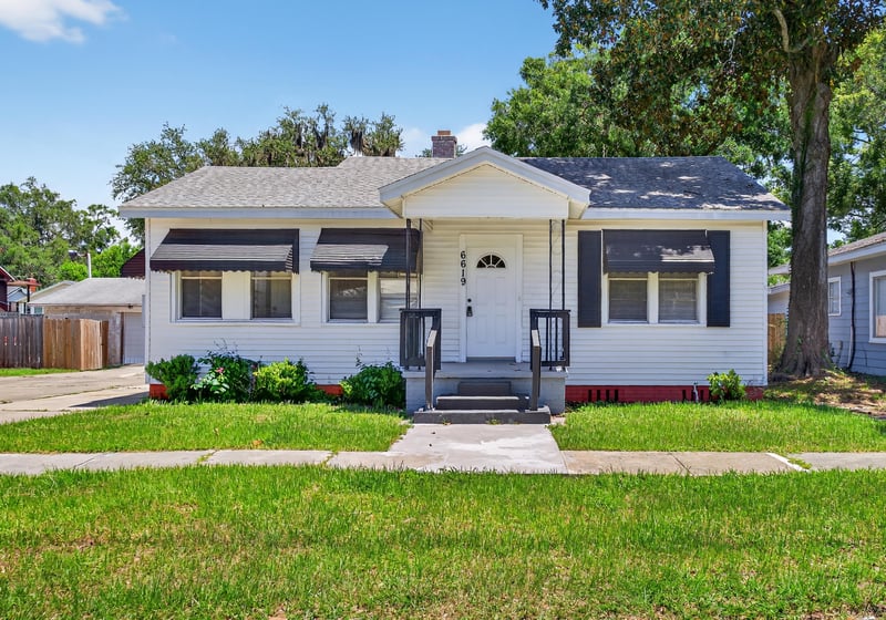 Photo 2 of 6619 Sunset Dr, Jacksonville, FL 32208, photographed by Megapixeler