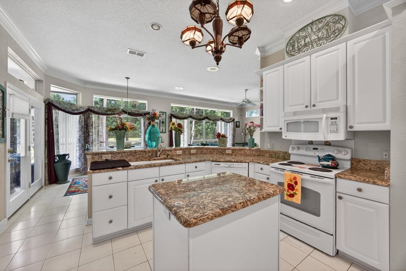 Photo 16 of 525 Sugar Grove Pl, Orange Park, FL 32073, photographed by Megapixeler