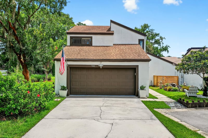 Photo 1 of 7805 Baymeadows Cir W, Jacksonville, FL 32256, photographed by Megapixeler