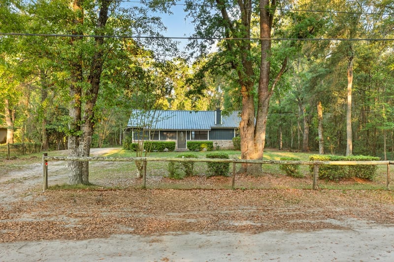 Photo 52 of 6092 Taylor Rd, Jacksonville, FL 32234, photographed by Megapixeler