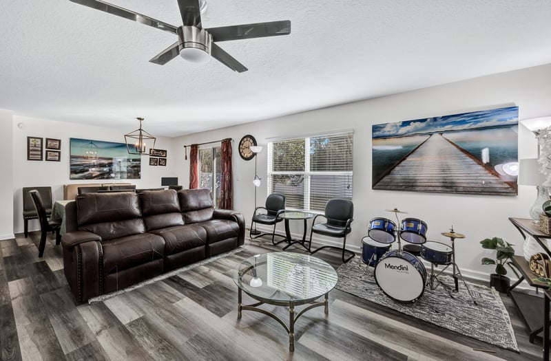 Photo 10 of 2633 King Louis Dr, Jacksonville, FL 32254, photographed by Megapixeler