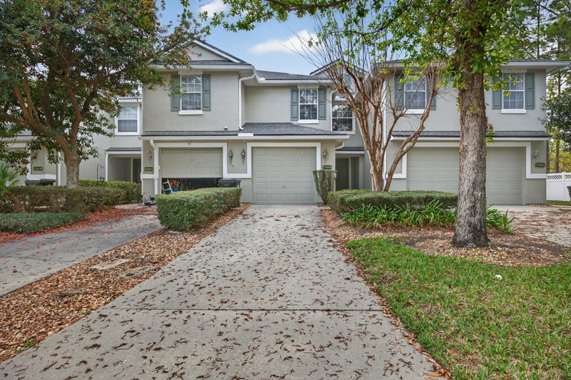 Photo 2 of 3730 Creswick Cir unit h, Orange Park, FL 32065, photographed by Megapixeler