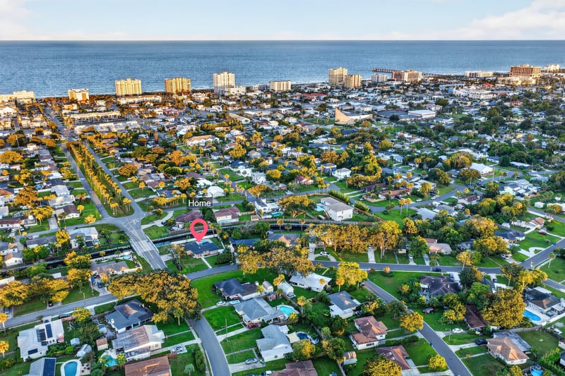 Aerial view marking the home's location near the beach in Jacksonville Beach, FL