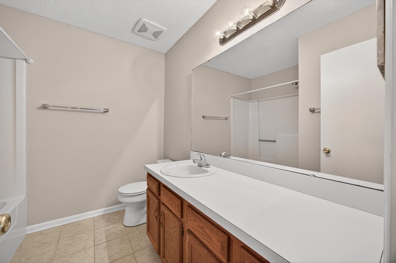 Primary Bath at 2512 Bluffton Dr, Jacksonville, FL 32224