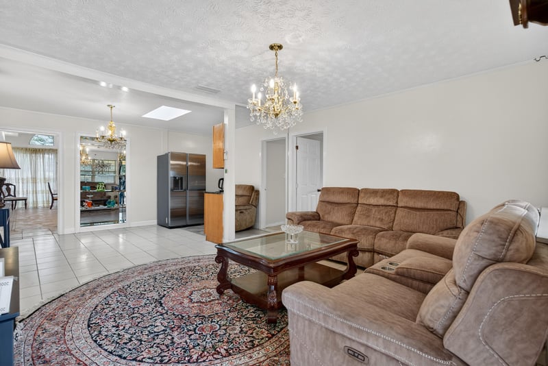 Photo 9 of 5933 Green Hill Ln, Jacksonville, FL 32211, photographed by Megapixeler