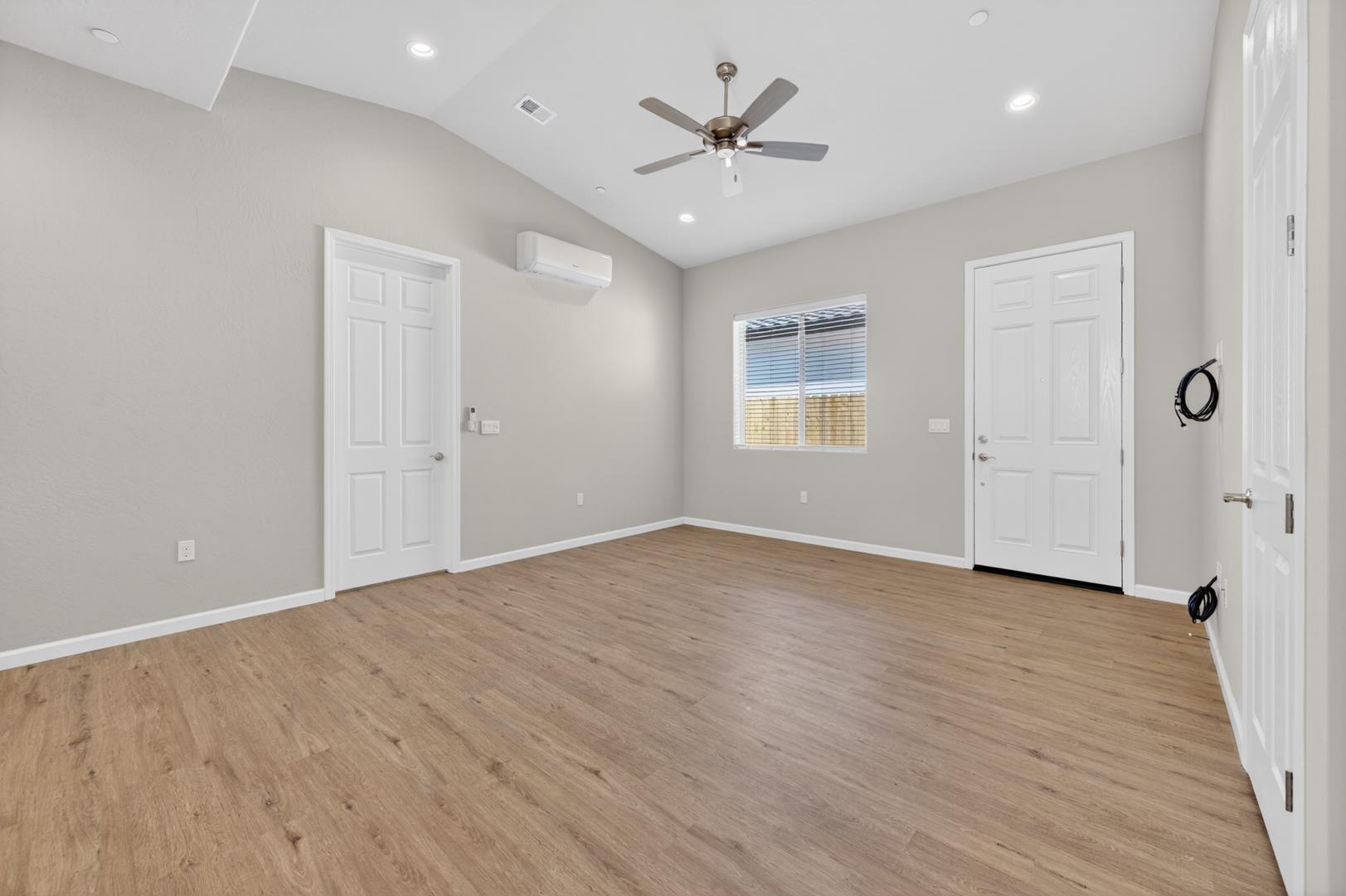 2379, 2381, 2383 N Arthur Ave, photo 38