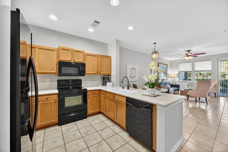 Photo 12 of 8875 Inlet Bluff Dr, Jacksonville, FL 32216, photographed by Megapixeler
