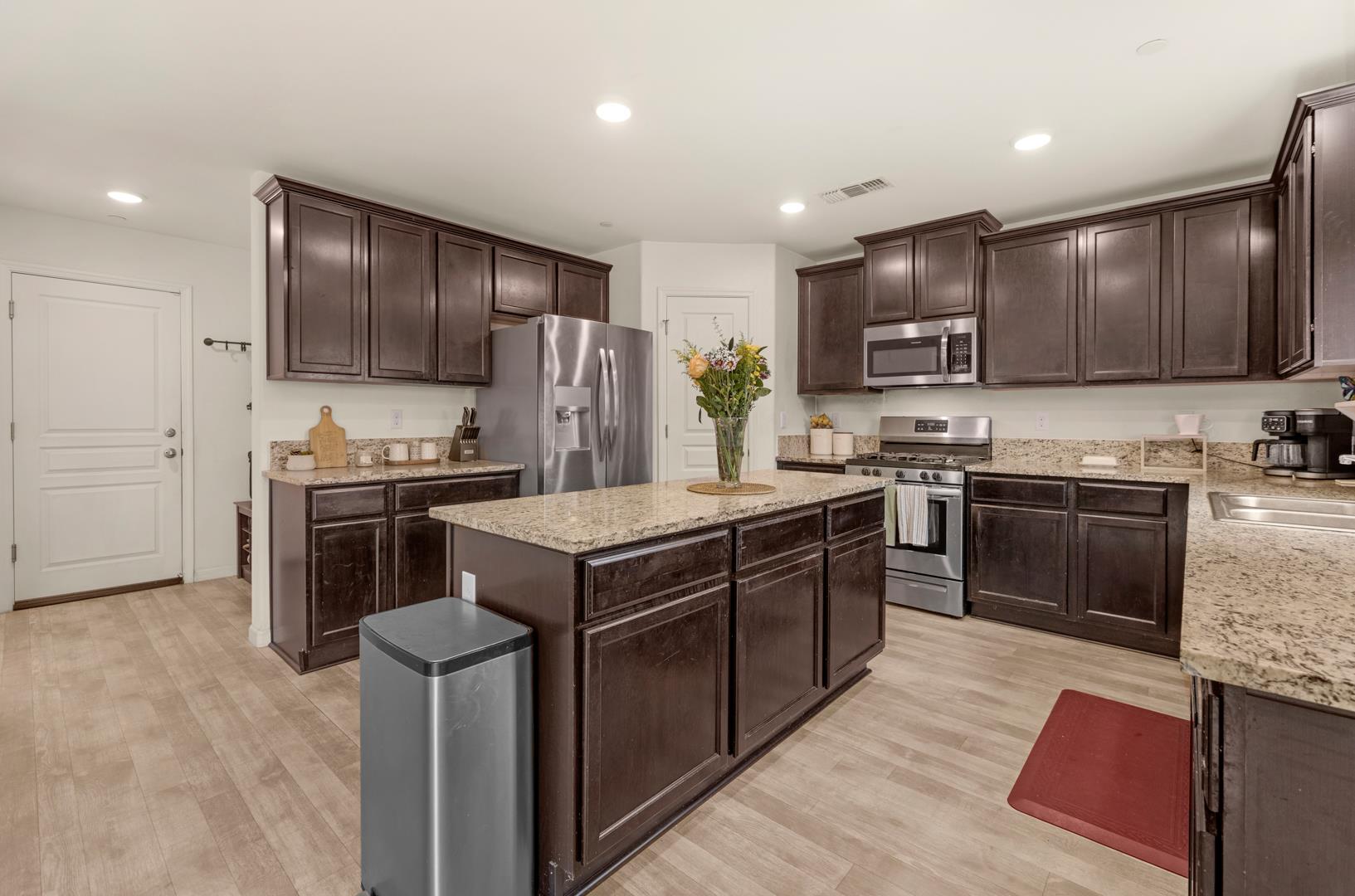 5566 W Farrin Ave, photo 16
