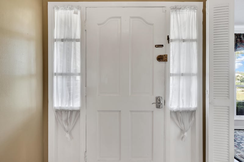 Photo 6 of 570 Cody Dr, Orange Park, FL 32073, photographed by Megapixeler