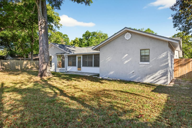 Photo 40 of 2027 Sussex Dr S, Orange Park, FL 32073, photographed by Megapixeler