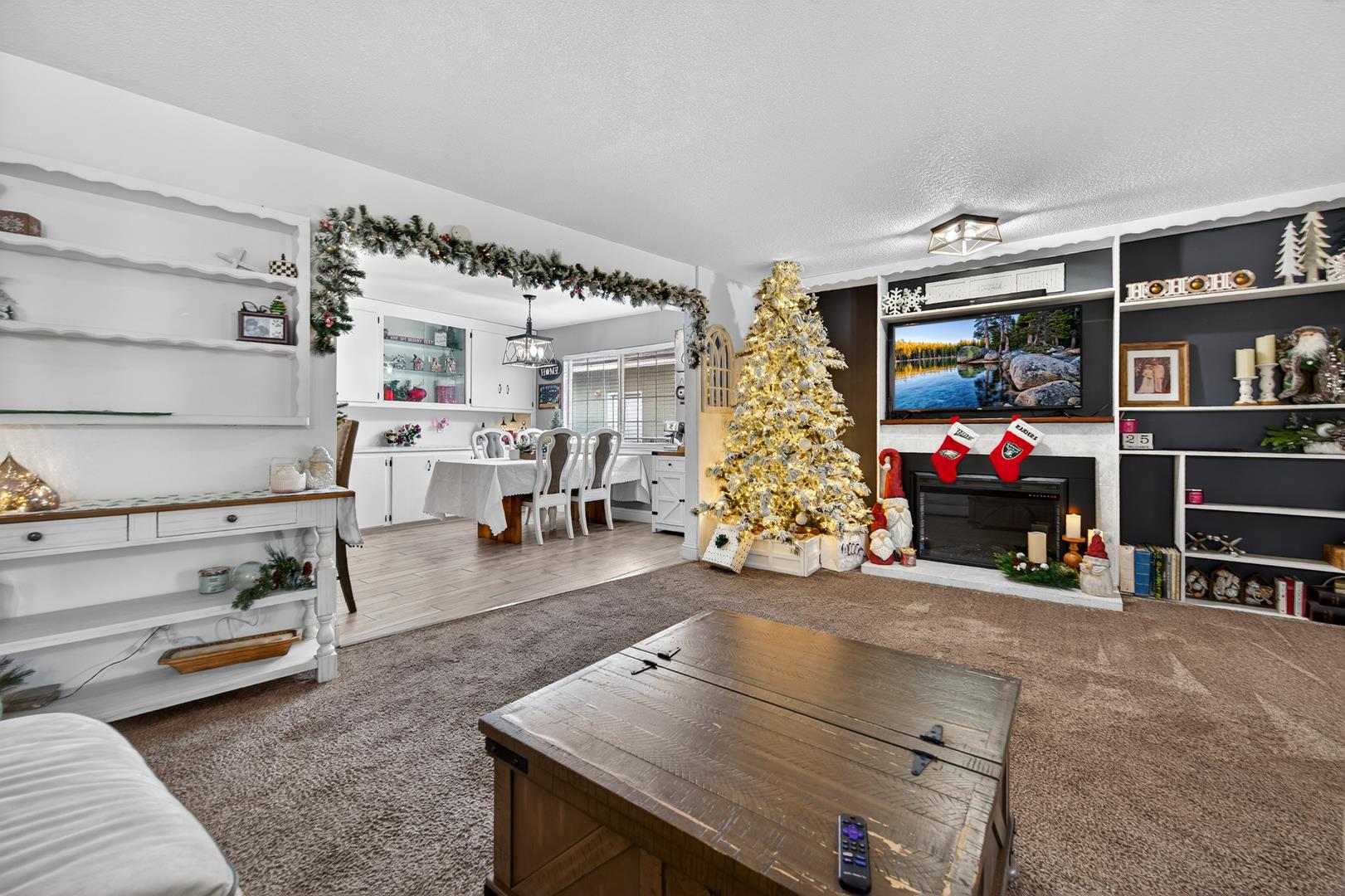 1334 Karen Ave, photo 8