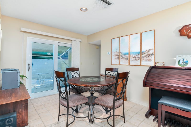 Photo 9 of 5522 La Moya Ave, Jacksonville, FL 32210, photographed by Megapixeler