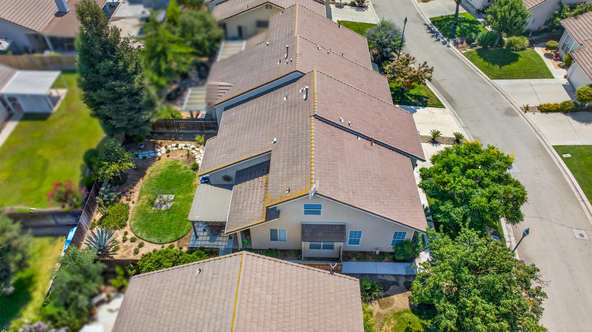 337 Village Dr, photo 17