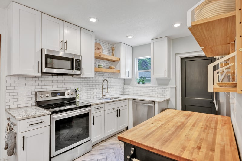 Photo 11 of 1755 Pine Grove Ave, Jacksonville, FL 32205, photographed by Megapixeler