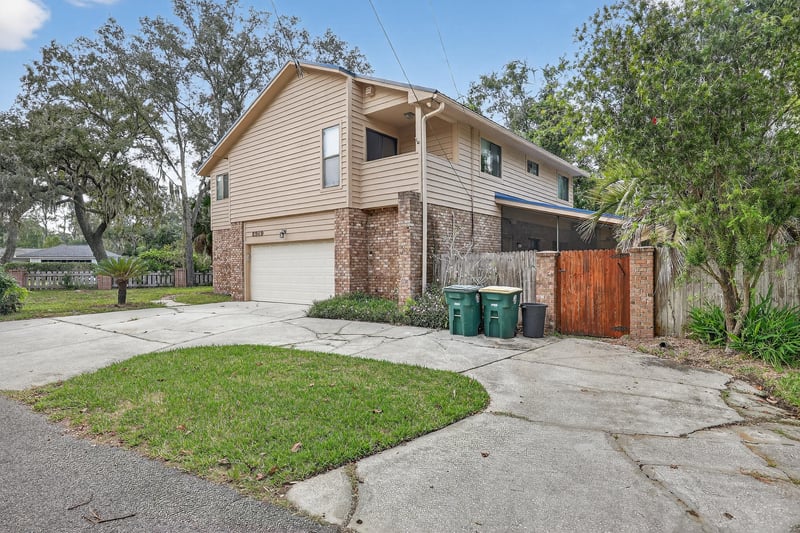 Right Side at 2919 Sandy Branch Ln, Jacksonville, FL 32257