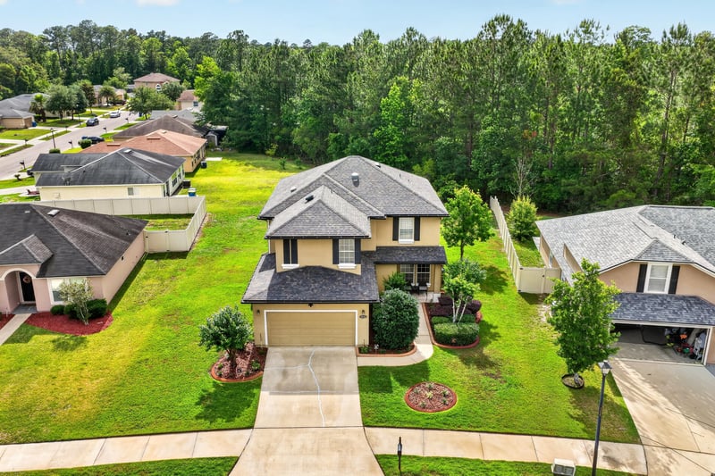 Photo 5 of 11442 Tori Ln, Jacksonville, FL 32218, photographed by Megapixeler