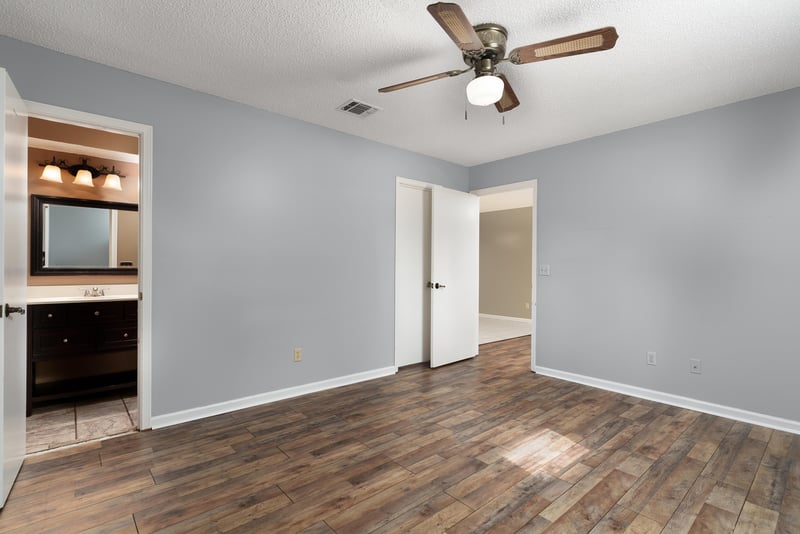 Photo 23 of 6092 Taylor Rd, Jacksonville, FL 32234, photographed by Megapixeler
