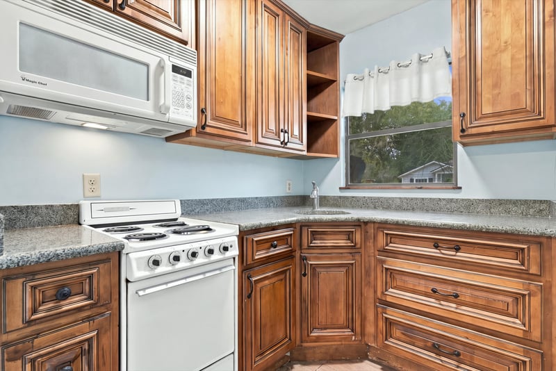 Photo 33 of 6871 Hyde Grove Ave, Jacksonville, FL 32210, photographed by Megapixeler