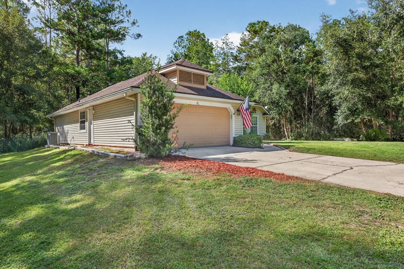 Photo 4 of 4348 Eli Whitney Dr, Middleburg, FL 32068, photographed by Megapixeler