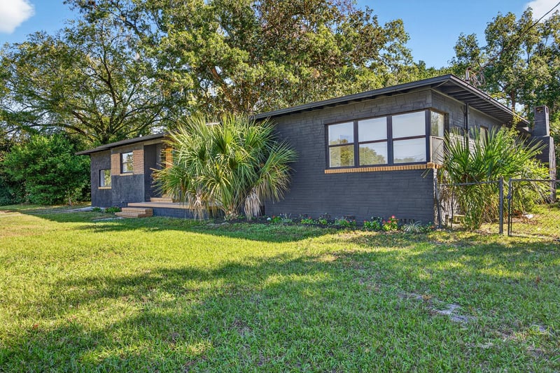 Photo 4 of 1824 Rugby Rd, Jacksonville, FL 32208, photographed by Megapixeler