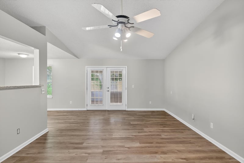 Photo 10 of 2857 Sandy Beach Ln, Jacksonville, FL 32277, photographed by Megapixeler