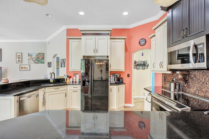 Photo 16 of 5959 Long Cove Dr, Jacksonville, FL 32222, photographed by Megapixeler