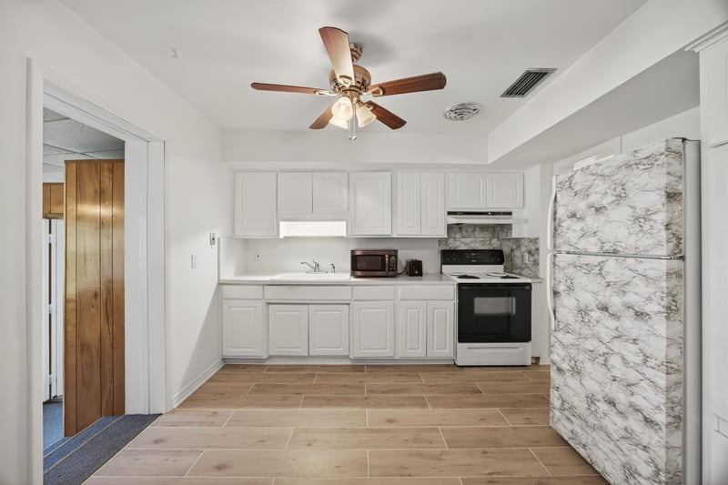 Photo 9 of 2630 Bywood Rd, Jacksonville, FL 32211, photographed by Megapixeler