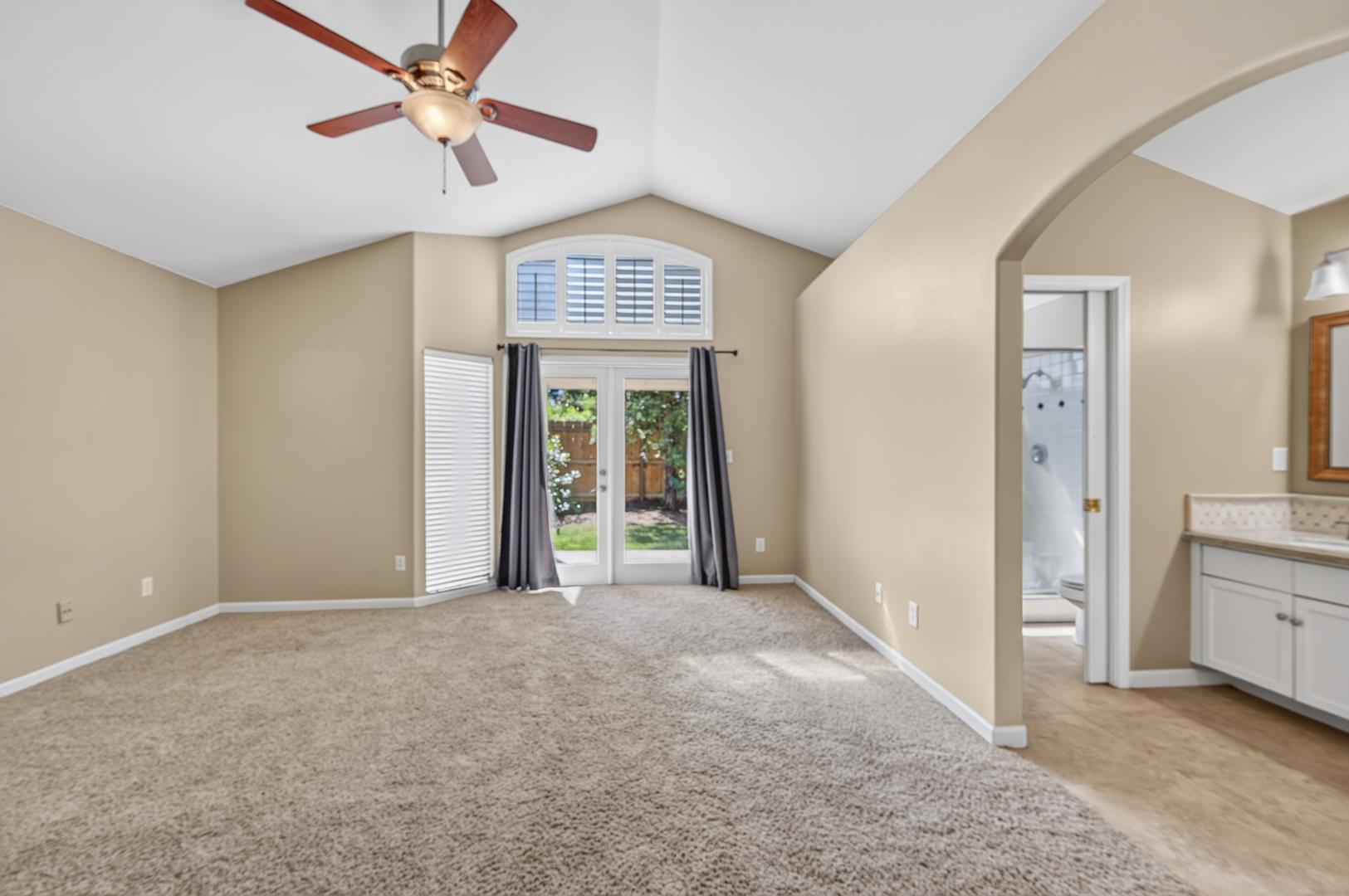 1327 E La France Dr, photo 39