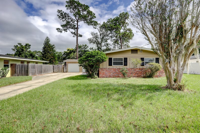 Front at 803 Barbados Rd, Jacksonville, FL 32216