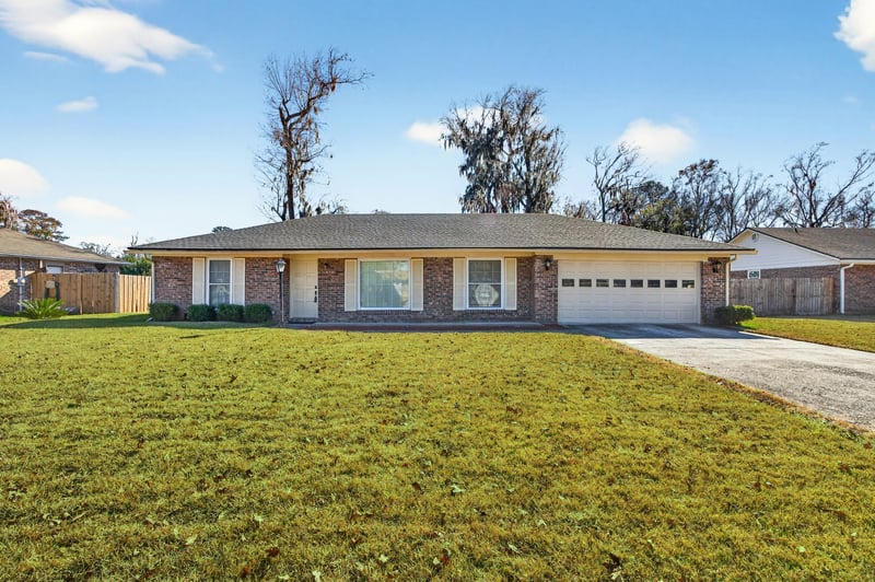 Photo 5 of 1546 Dolphin St N, Orange Park, FL 32073, photographed by Megapixeler