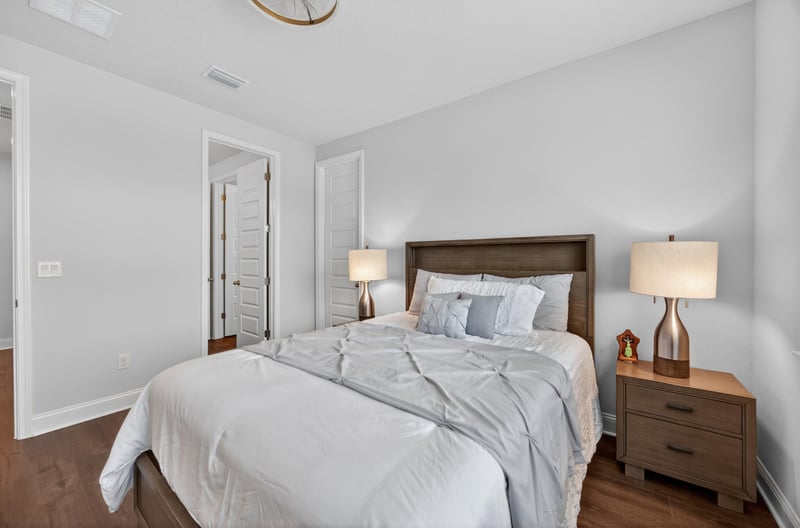 Bedroom with wood floors at 85491 Fall River Pkwy, Fernandina Beach, FL 32034