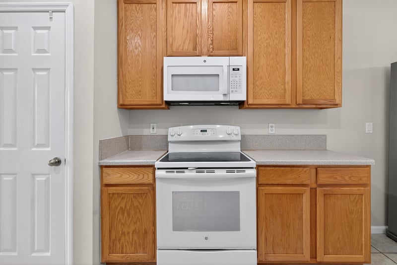 Kitchen at 1908 Tuscan Oaks Ct, Orange Park, FL 32003